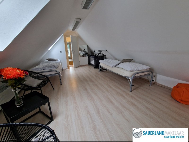 Schitterend penthouse appartement met eigen garage in Hildfeld 4